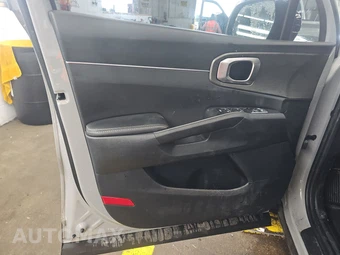 2024 Kia Sorento X-Line EX – miniatura 9