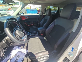2024 Kia Soul GT-Line - miniatura 7