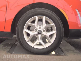 2024 Kia Soul LX - miniatura 10
