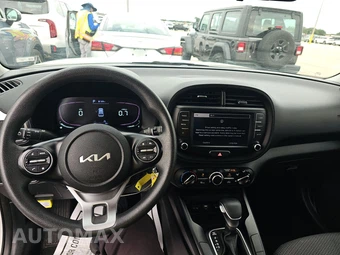 2024 Kia Soul LX - miniatura 11