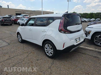 2024 Kia Soul LX - miniatura 2