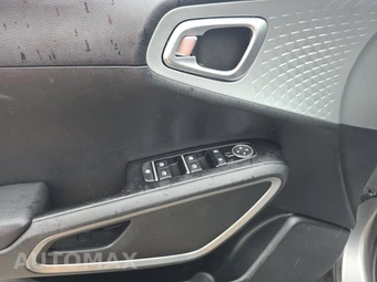 2024 Kia Soul LX - miniatura 9