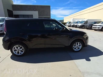2024 Kia Soul LX - miniatura 5