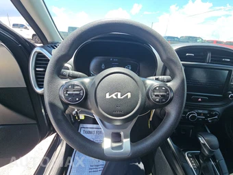2024 Kia Soul LX - miniatura 10