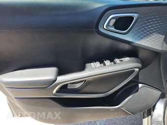 2024 Kia Soul LX - miniatura 9