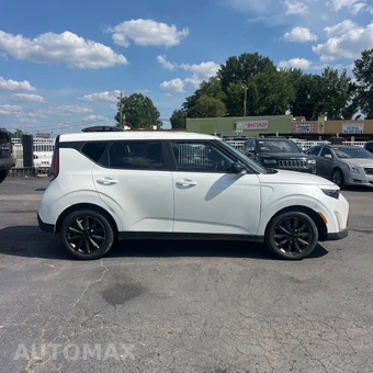 2024 Kia Soul LX - miniatura 15