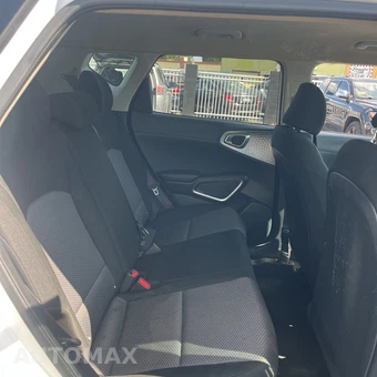 2024 Kia Soul LX - miniatura 17