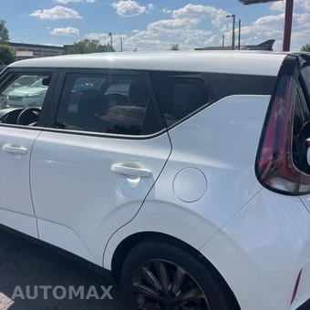 2024 Kia Soul LX - miniatura 9