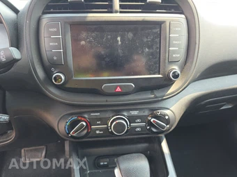 2024 Kia Soul LX - miniatura 11