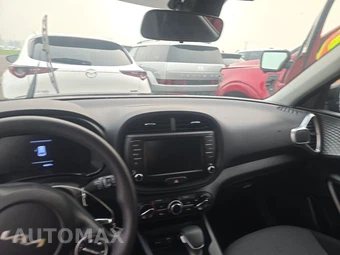 2024 Kia Soul LX - miniatura 11