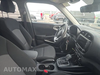 2024 Kia Soul LX - miniatura 8