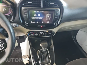 2024 Kia Soul LX - miniatura 11