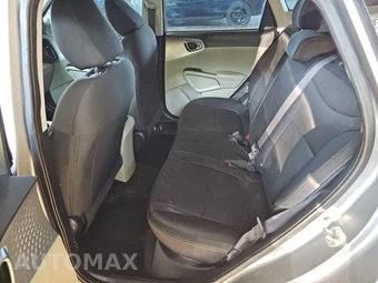2024 Kia Soul LX - miniatura 13