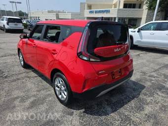 2024 Kia Soul LX - miniatura 2