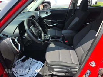 2024 Kia Soul LX - miniatura 6