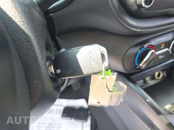 2024 Kia Soul LX - miniatura 8