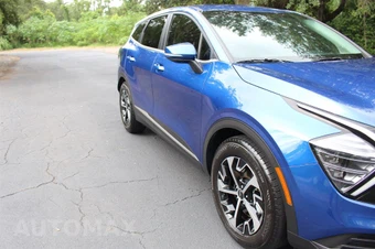 2024 Kia Sportage EX - miniatura 8