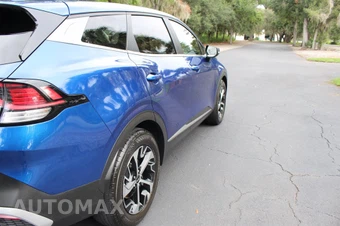 2024 Kia Sportage EX - miniatura 9
