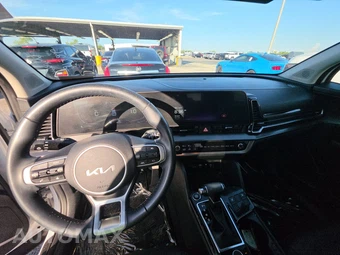 2024 Kia Sportage EX - miniatura 11