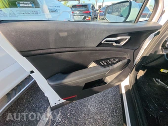 2024 Kia Sportage EX - miniatura 9