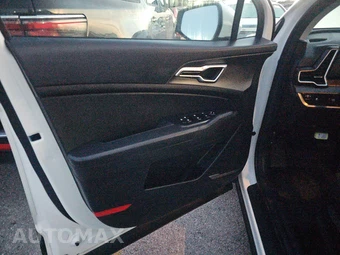 2024 Kia Sportage LX - miniatura 9