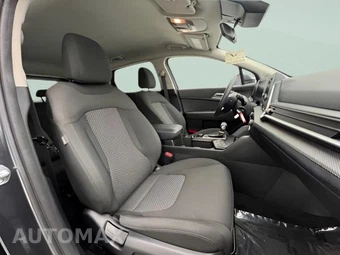 2024 Kia Sportage LX - miniatura 9