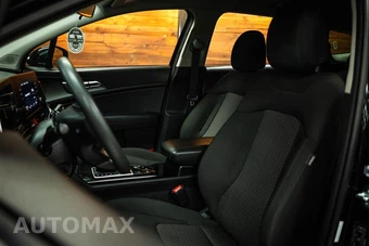 2024 Kia Sportage LX - miniatura 9