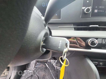 2024 Kia Sportage LX - miniatura 5