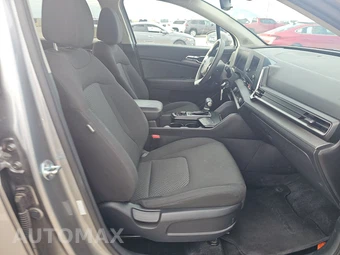 2024 Kia Sportage LX - miniatura 8