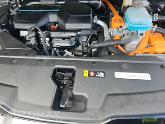 2024 Kia Sportage Plug-In Hybrid X-Line - miniatura 15