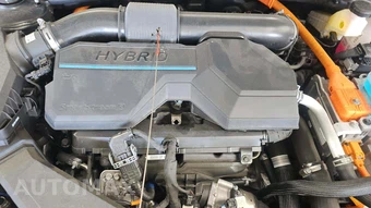2024 Kia Sportage Plug-In Hybrid X-Line - miniatura 21
