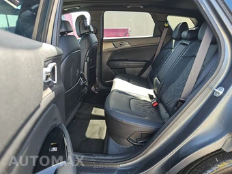 2024 Kia Sportage Plug-In Hybrid X-Line - miniatura 13