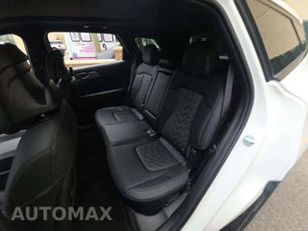 2024 Kia Sportage Plug-In Hybrid X-Line Prestige - miniatura 13