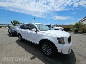 2024 Kia Telluride LX - miniatura 3