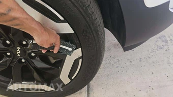 2024 Kia Telluride S – miniatura 25