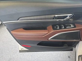 2024 Kia Telluride SX - miniatura 9