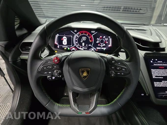 2024 Lamborghini Revuelto – miniatura 10