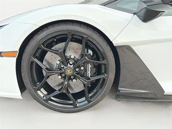 2024 Lamborghini Revuelto – miniatura 27