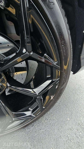 2024 Lamborghini Urus Performante - miniatura 24
