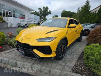 2024 Lamborghini Urus Performante
