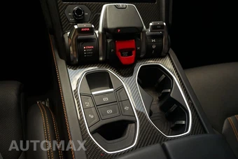 2024 Lamborghini Urus Performante - miniatura 34