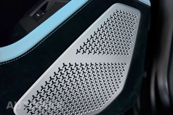 2024 Lamborghini Urus Performante - miniatura 40