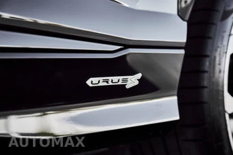 2024 Lamborghini Urus S – miniatura 10