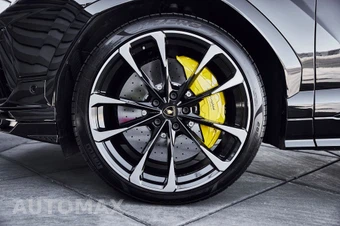 2024 Lamborghini Urus S – miniatura 3