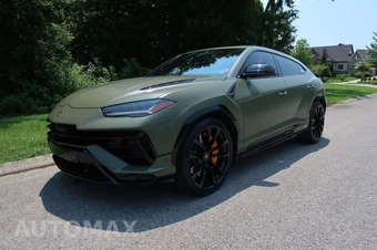 2024 Lamborghini Urus S