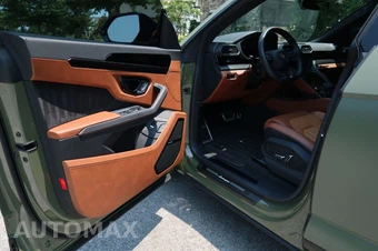 2024 Lamborghini Urus S – miniatura 27