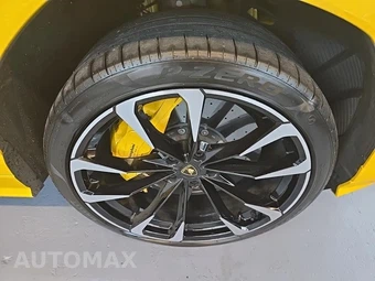 2024 Lamborghini Urus S – miniatura 26