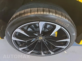 2024 Lamborghini Urus S – miniatura 27