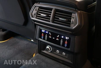2024 Lamborghini Urus S – miniatura 54