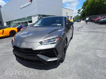 2024 Lamborghini Urus S